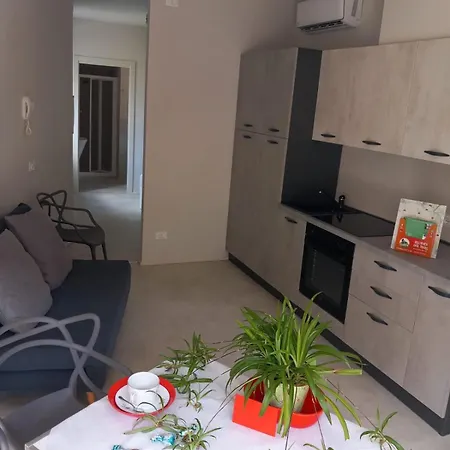 Apartment La Casina Delle Olghe 1 Relax Sulle Colline Moreniche Del Garda Cavriana
